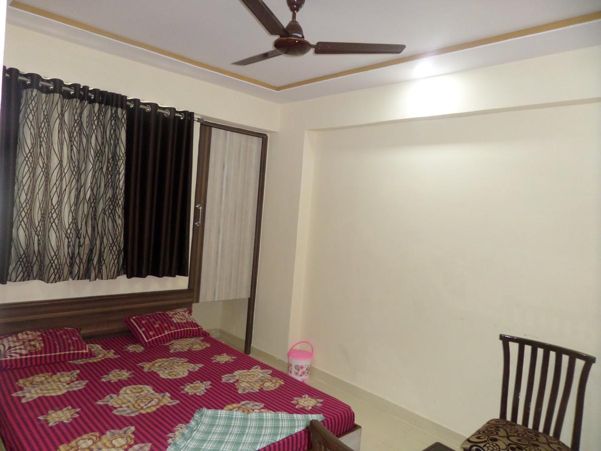 Hotel Riya-Raj Lodging Titwala Cameră foto