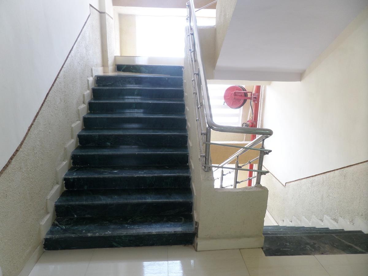 Hotel Riya-Raj Lodging Titwala Exterior foto